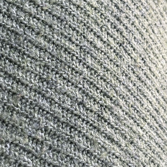 VGUC 2X Reitmans Sage Green Knitted V-Neck Pullover - Picture 9 of 9